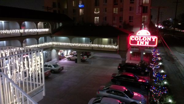 Colony Inn / Hotel